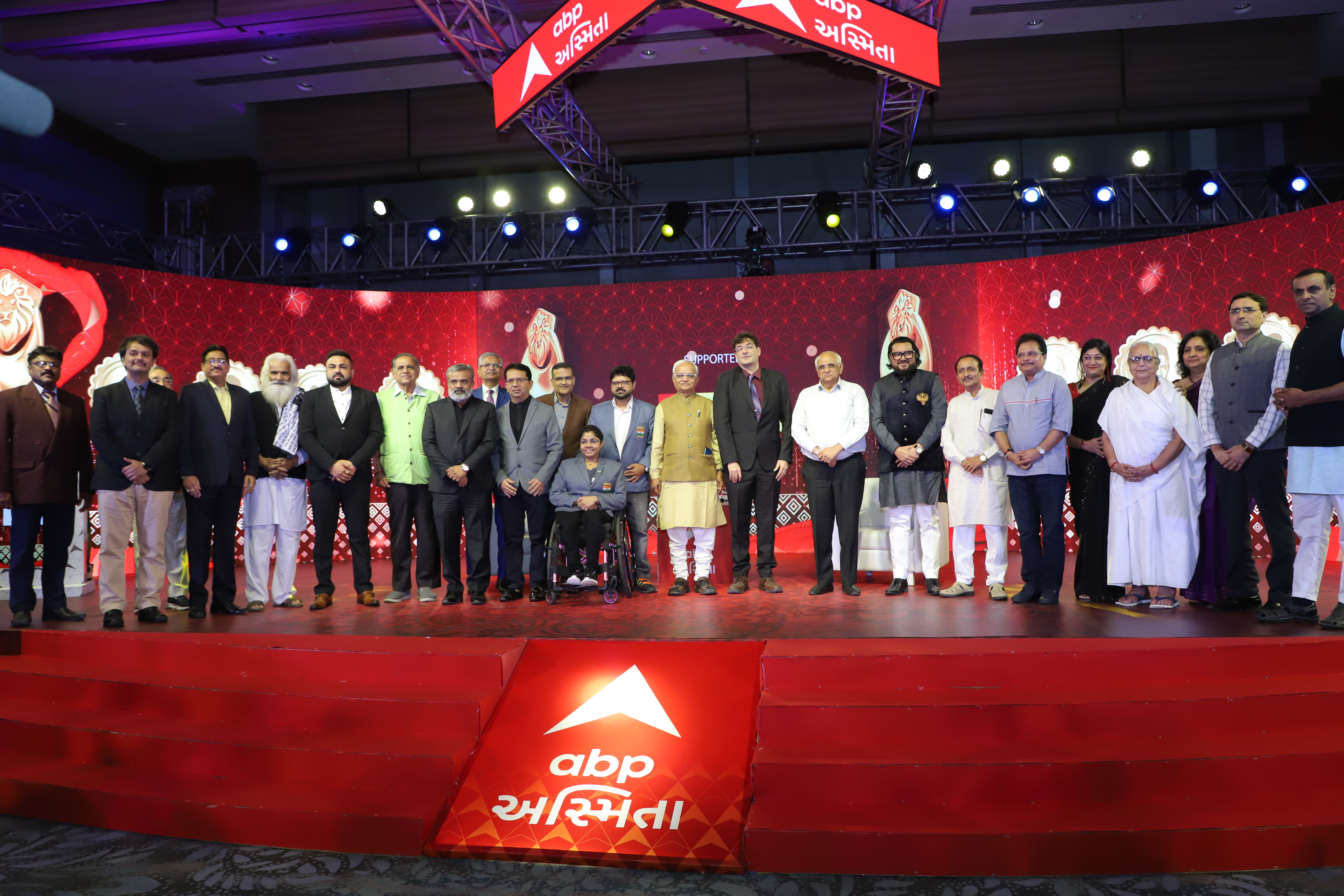 Asmita Sanman Puraskar 2022: CM Shri Bhupendra Patel Honours 9 Game Changers of Gujarat!